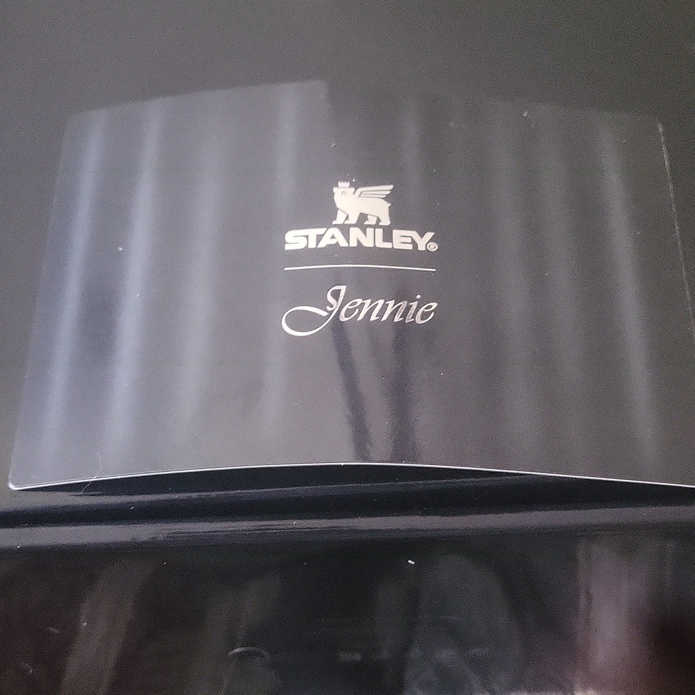 Stanley Limited Edition Box Dust Cover Cards Charms Boxed Black 30 Oz Straw - Picture 6 of 15